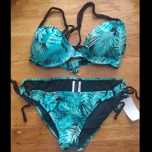 Bermuda Jungle Bikini Set